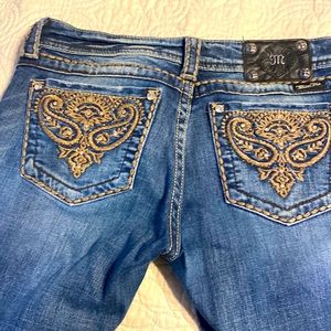 Miss Me (Jpw5123 boot) size 30 rhinestones